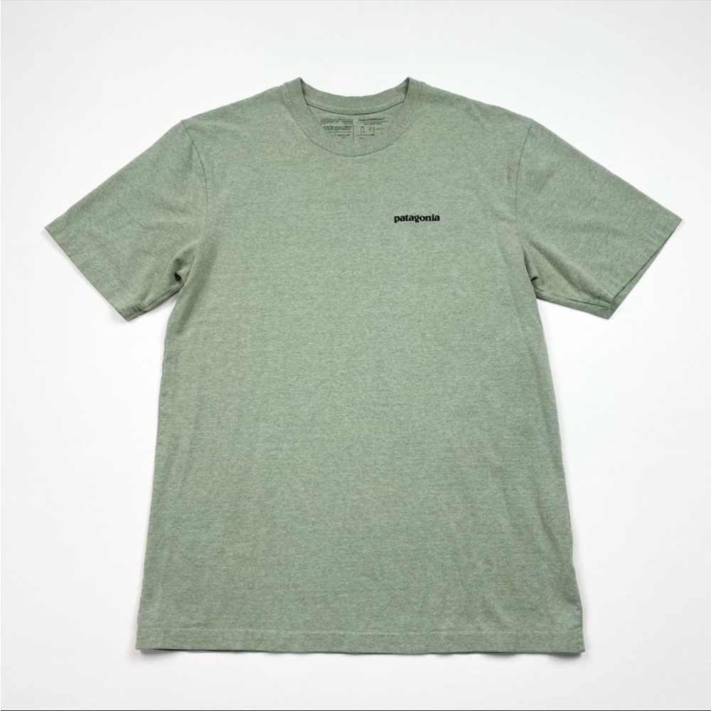 Men’s Patagonia Short Sleeve T-Shirt Size Small
